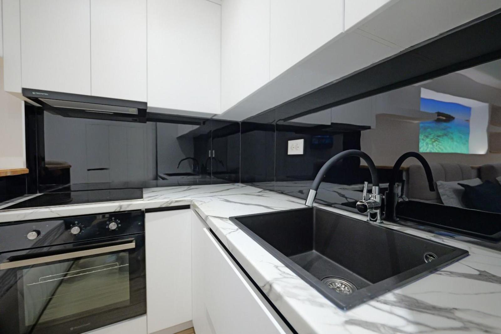 Cako Rooms Saranda ภายนอก รูปภาพ