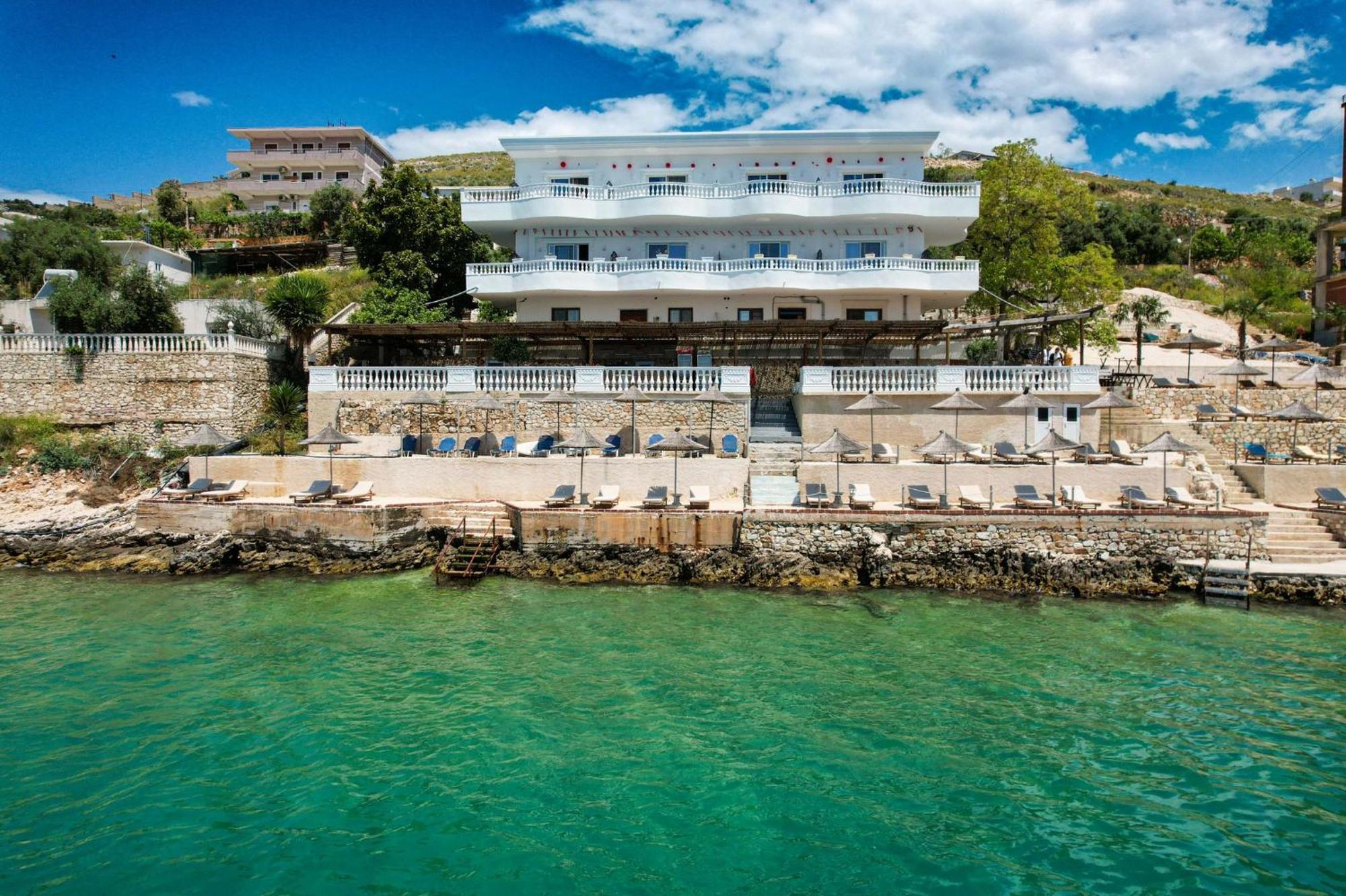 Cako Rooms Saranda ภายนอก รูปภาพ