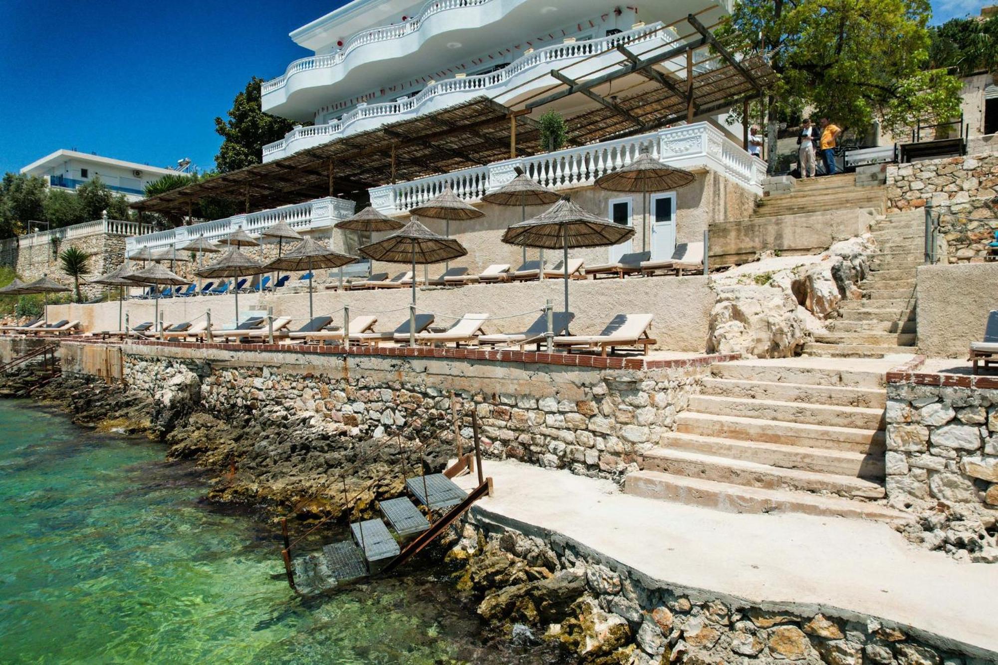 Cako Rooms Saranda ภายนอก รูปภาพ